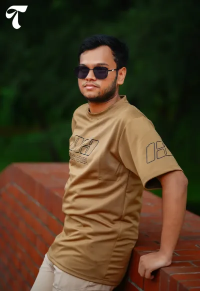 Toper Premium Graphic T-Shirt